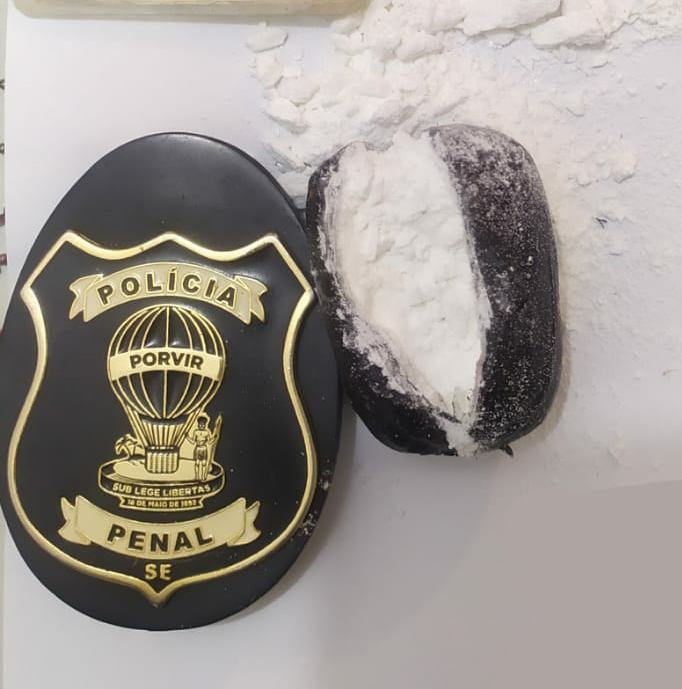Polícia Penal prende mulher que tentava entregar drogas a interno do Copemcan