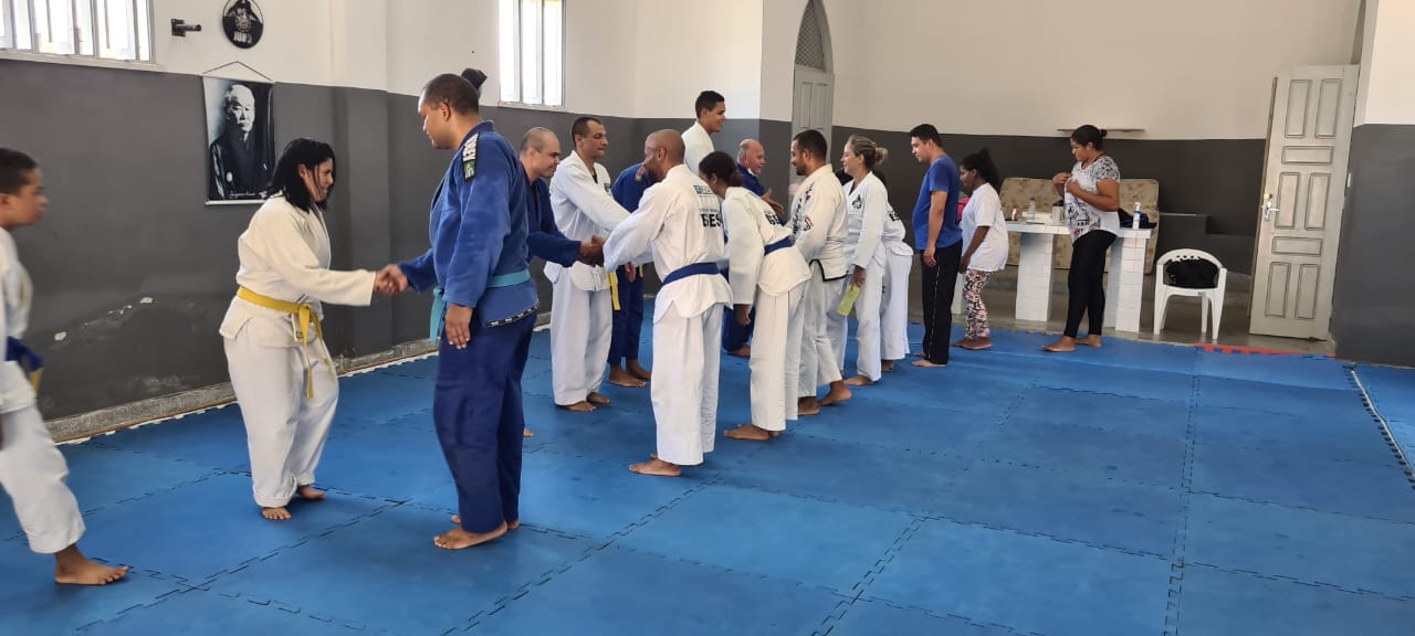Sejuc promove aulas de Judô e Taekwondo para a população do bairro América