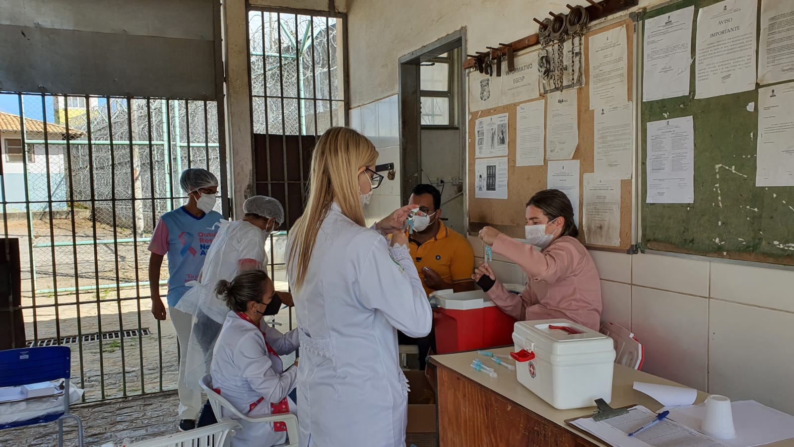 Presídio Regional Senador Leite Neto realiza vacinação de 325 presos contra influenza