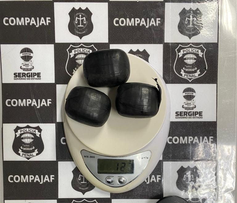 Três visitantes são flagrados tentando entrar no Compajaf com substâncias proibidas ou ilícitas