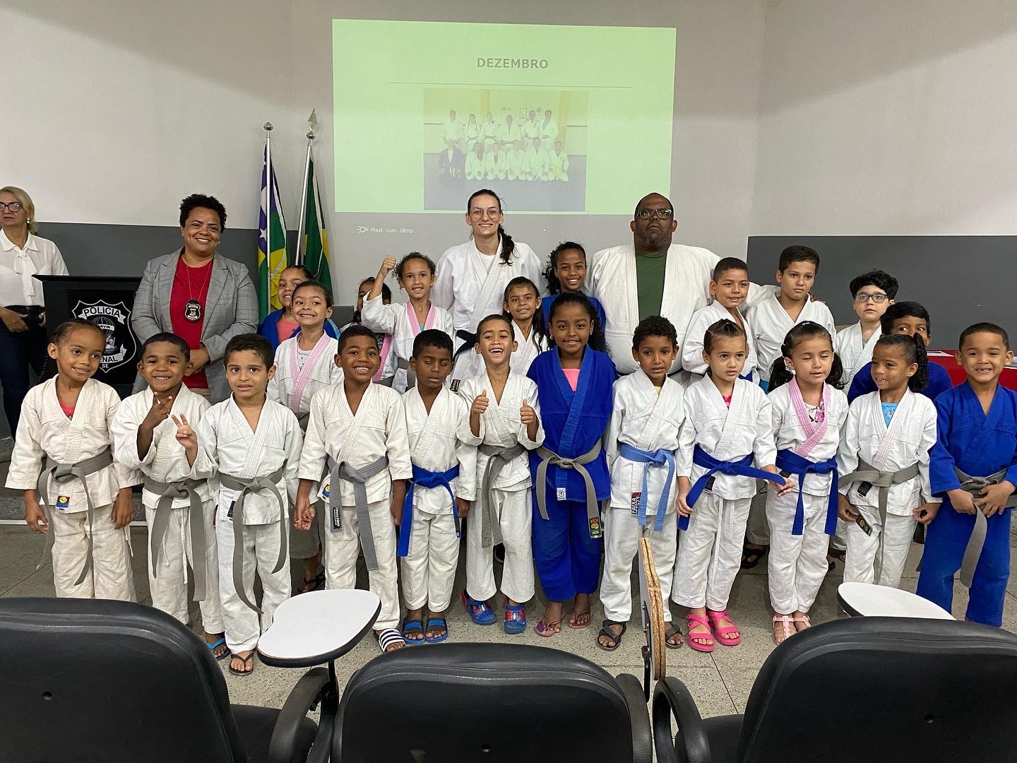 Egesp entrega faixas para crianças e adultos do Projeto Social Judô Ação