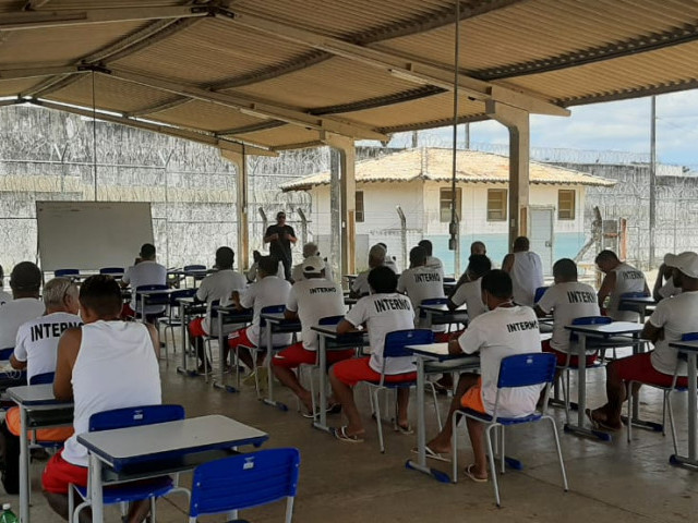 Mais de 300 apenados realizaram provas do Enem em Sergipe