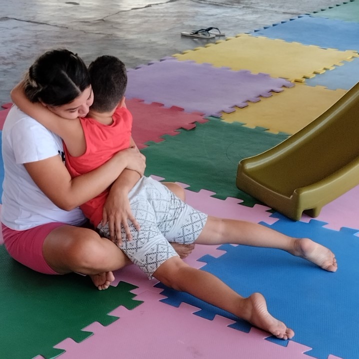 Emoção e afeto marcam acolhimento na brinquedoteca do Prefem