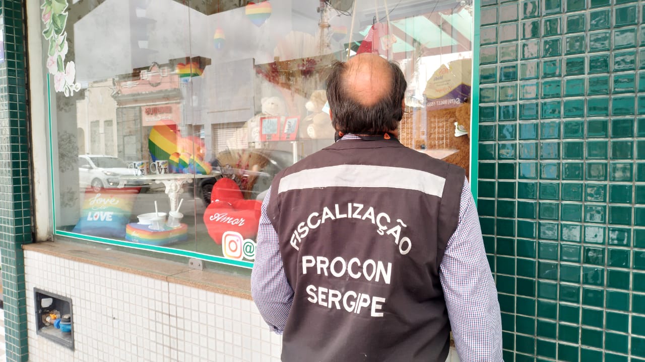 Procon Sergipe divulga dados da fiscalização do Dia dos Namorados