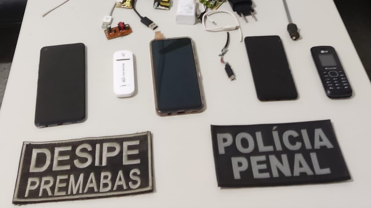 Polícia Penal prende dupla por tentar entregar aparelhos celulares no PREMABAS utilizando drone