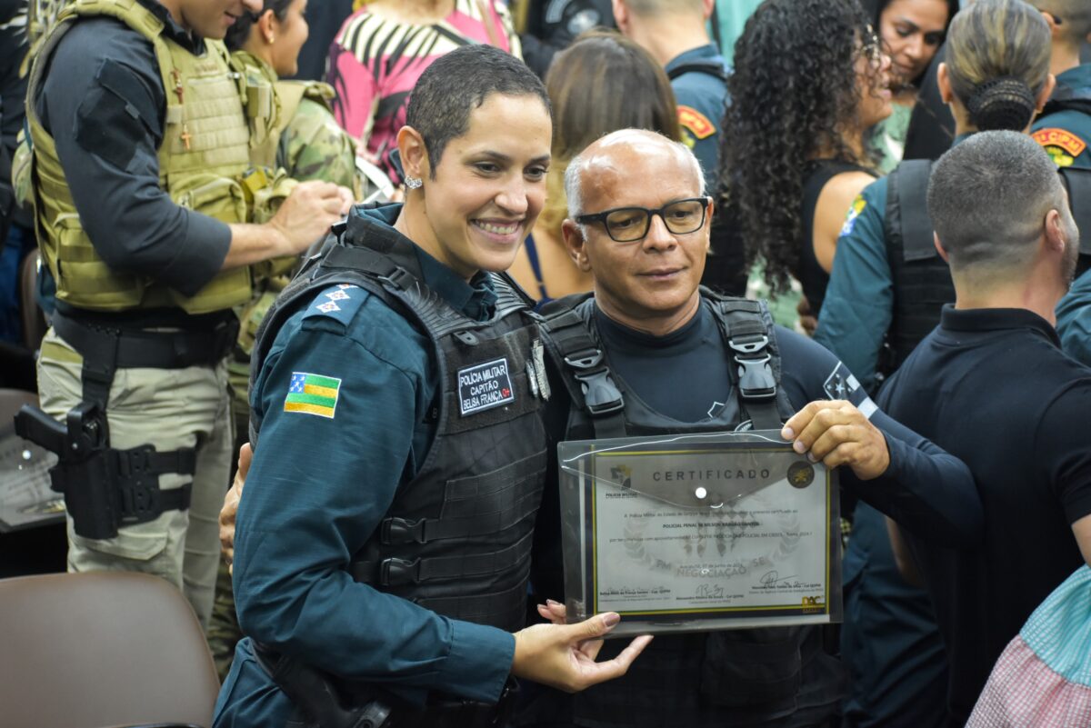 Policial penal conclui curso de Negociação Policial em Crises