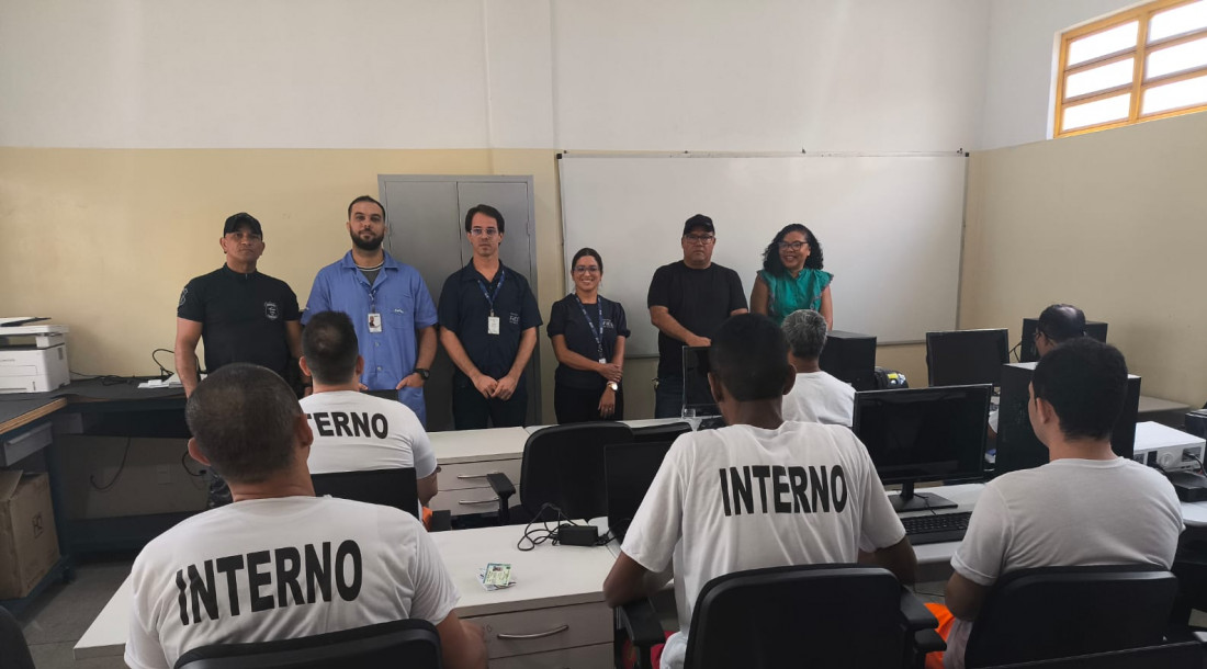 Sejuc oferta curso de Manutenção em Equipamentos de Informática para internos